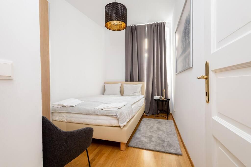 Orestaliving- 3Br On The Daube Canal/Friedensbruecke เวียนนา ภายนอก รูปภาพ